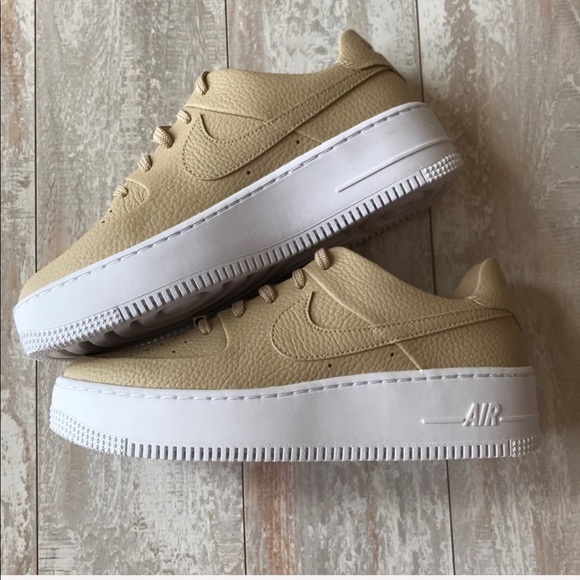 NWT Nike Air Force 1 Sage - Picture 6 of 8